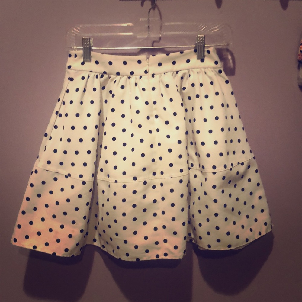 Polka dot high waisted skirt